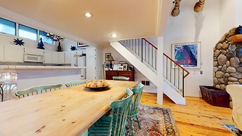 Snowcreek Iii #420 3 Bedroom Condo by RedAwning