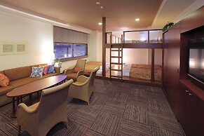 Spa Resort Hawaiians Monolith Tower