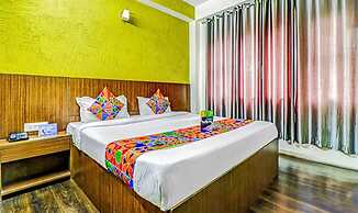 FabHotel Oak Ridge Retreat