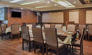 Treebo Red Petal Jalandhar