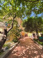 Gunes Hotel & Apartments