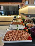 Gunes Hotel & Apartments