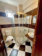 Gunes Hotel & Apartments