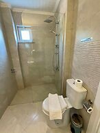 Gunes Hotel & Apartments