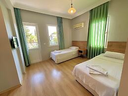 Gunes Hotel & Apartments