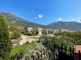 Gunes Hotel & Apartments