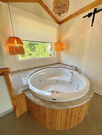 Gunes Hotel & Apartments