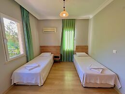 Gunes Hotel & Apartments