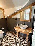 Gunes Hotel & Apartments