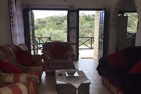 Villa Green Valley by Amy Villas