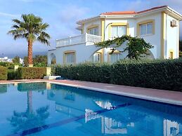 Villa Greenhill by Amy Villas