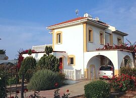 Villa Greenhill by Amy Villas