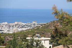 Villa Sesil by Amy Villas