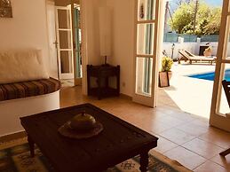 Villa Shifa by Amy Villas