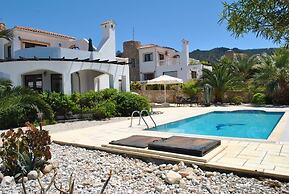 Villa Sunset 4 by Amy Villas