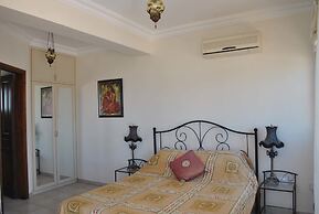 Villa Sunset 4 by Amy Villas