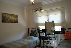 Villa Sunset 4 by Amy Villas