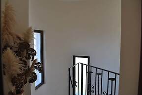 Villa Sunset 4 by Amy Villas