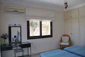 Villa Sunset 4 by Amy Villas