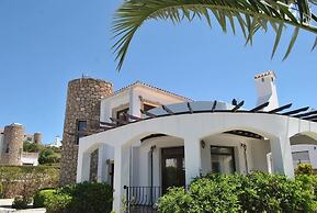 Villa Sunset 4 by Amy Villas