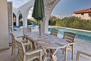 Villa Tembel by Amy Villas