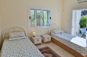 Villa Tembel by Amy Villas