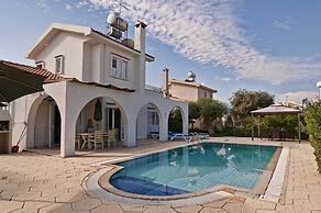 Villa Tembel by Amy Villas