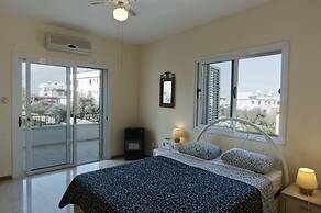 Villa Tembel by Amy Villas