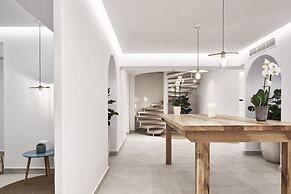 Nikki Beach Resort & Spa Santorini