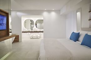 Nikki Beach Resort & Spa Santorini