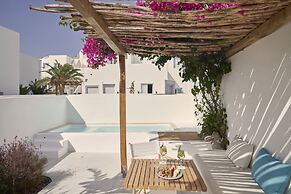 Nikki Beach Resort & Spa Santorini