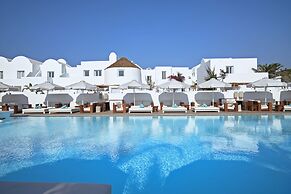 Nikki Beach Resort & Spa Santorini