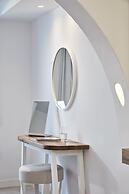 Nikki Beach Resort & Spa Santorini