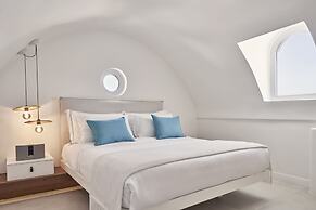 Nikki Beach Resort & Spa Santorini