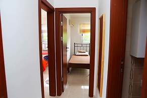 Apt Pine View by Amy Villas