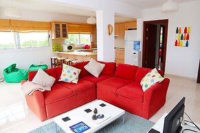 Apt Pine View by Amy Villas