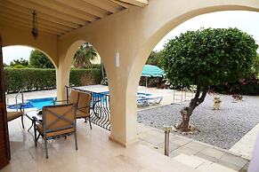 Villa Baris by Amy Villas