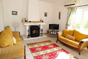 Villa Baris by Amy Villas