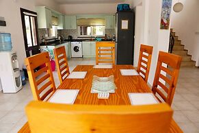 Villa Baris by Amy Villas