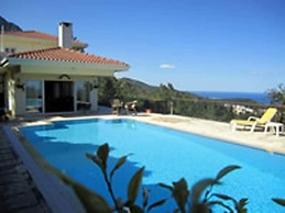 Villa Hillcrest by Amy Villas