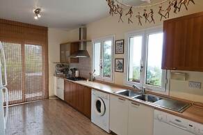 Villa Hillcrest by Amy Villas