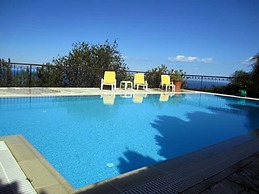 Villa Hillcrest by Amy Villas