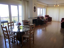 Villa Hillcrest by Amy Villas