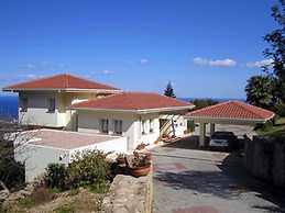 Villa Hillcrest by Amy Villas