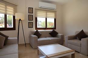 Villa Pergola by Amy Villas