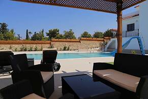 Villa Pergola by Amy Villas