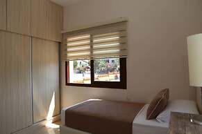 Villa Pergola by Amy Villas