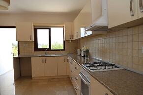 Villa Pergola by Amy Villas