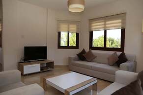 Villa Pergola by Amy Villas