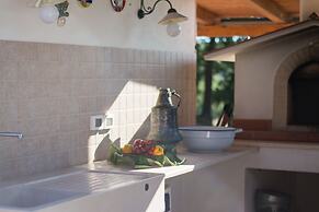 TD Villa Luna Trulli with Large Pool